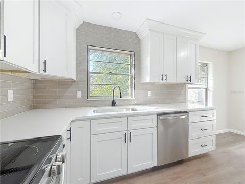 Tiny photo for 2450 NE 40th Street, Ocala, FL 34479 (MLS # S5140586)