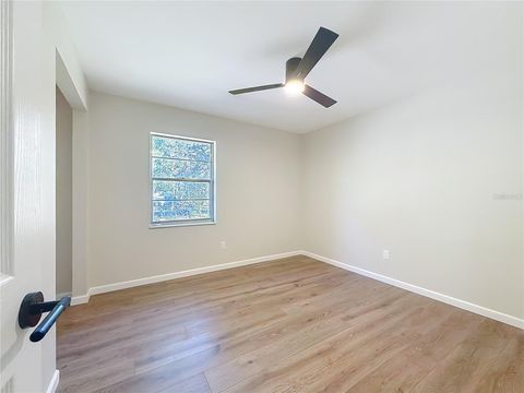 Tiny photo for 2450 NE 40th Street, Ocala, FL 34479 (MLS # S5140586)