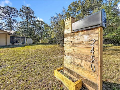 Tiny photo for 2450 NE 40th Street, Ocala, FL 34479 (MLS # S5140586)