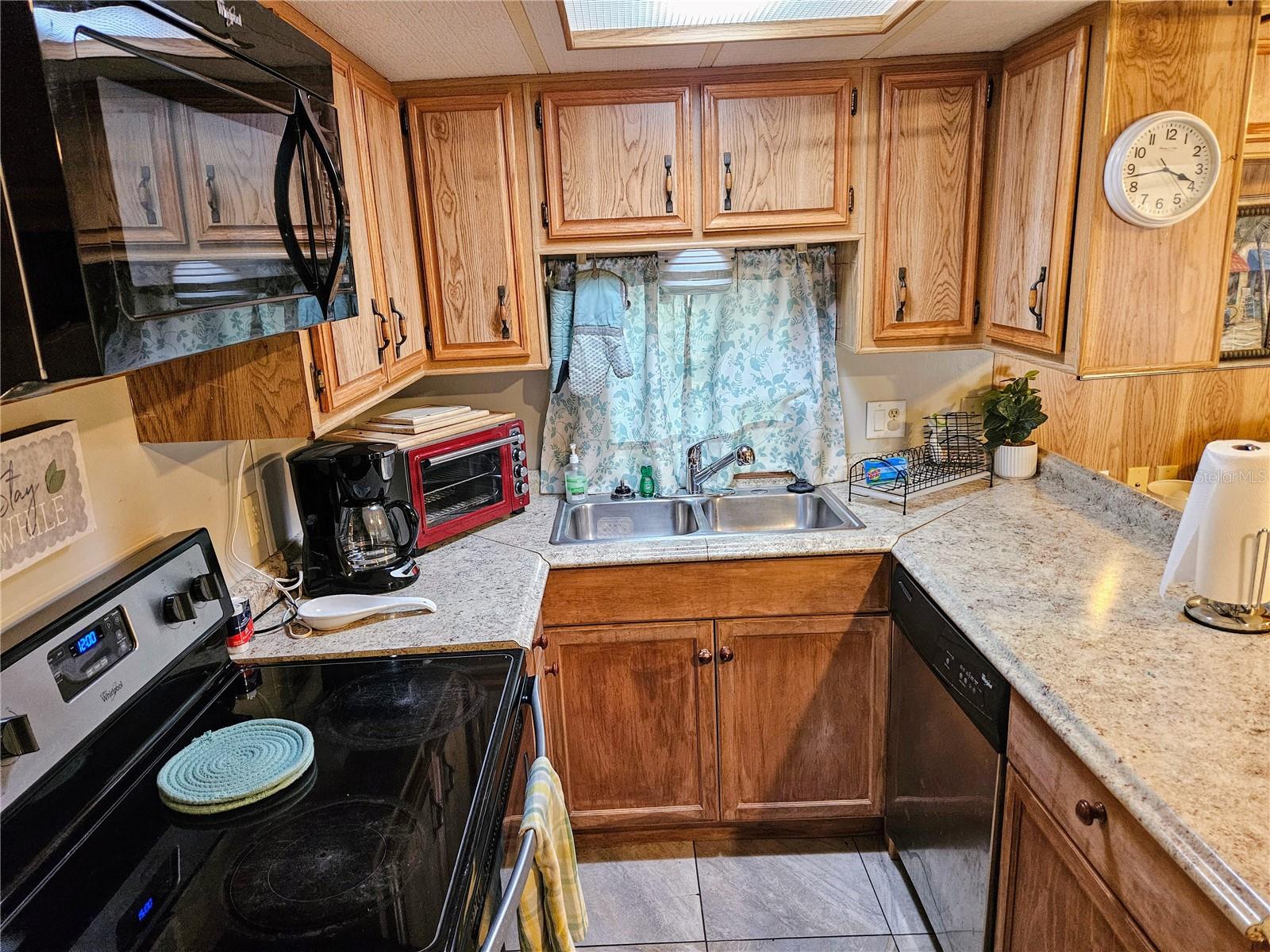 YOGI BEARS JELLYSTONE PARK CONDO - Residential