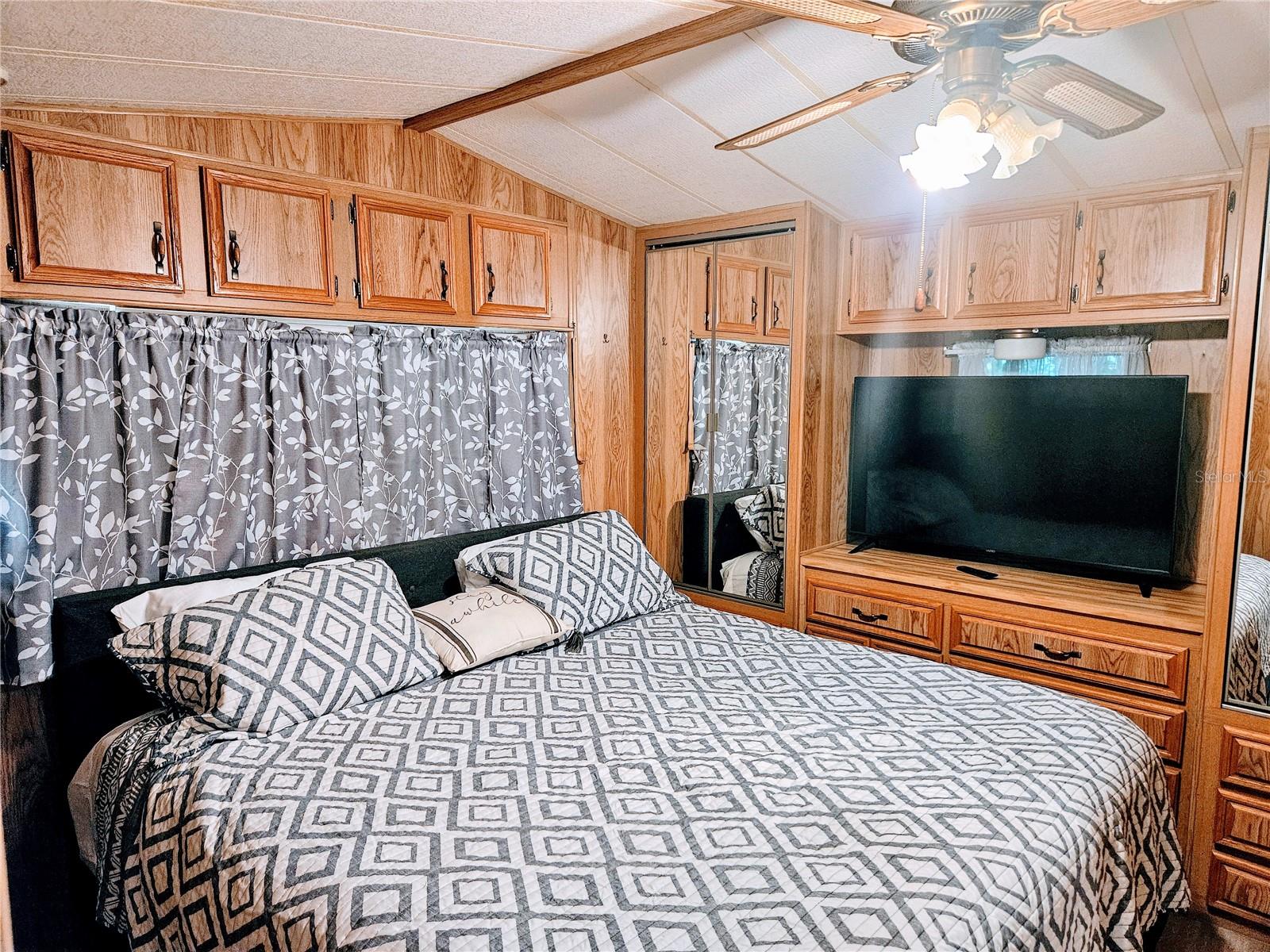 YOGI BEARS JELLYSTONE PARK CONDO - Residential