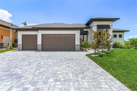 A home in PORT CHARLOTTE