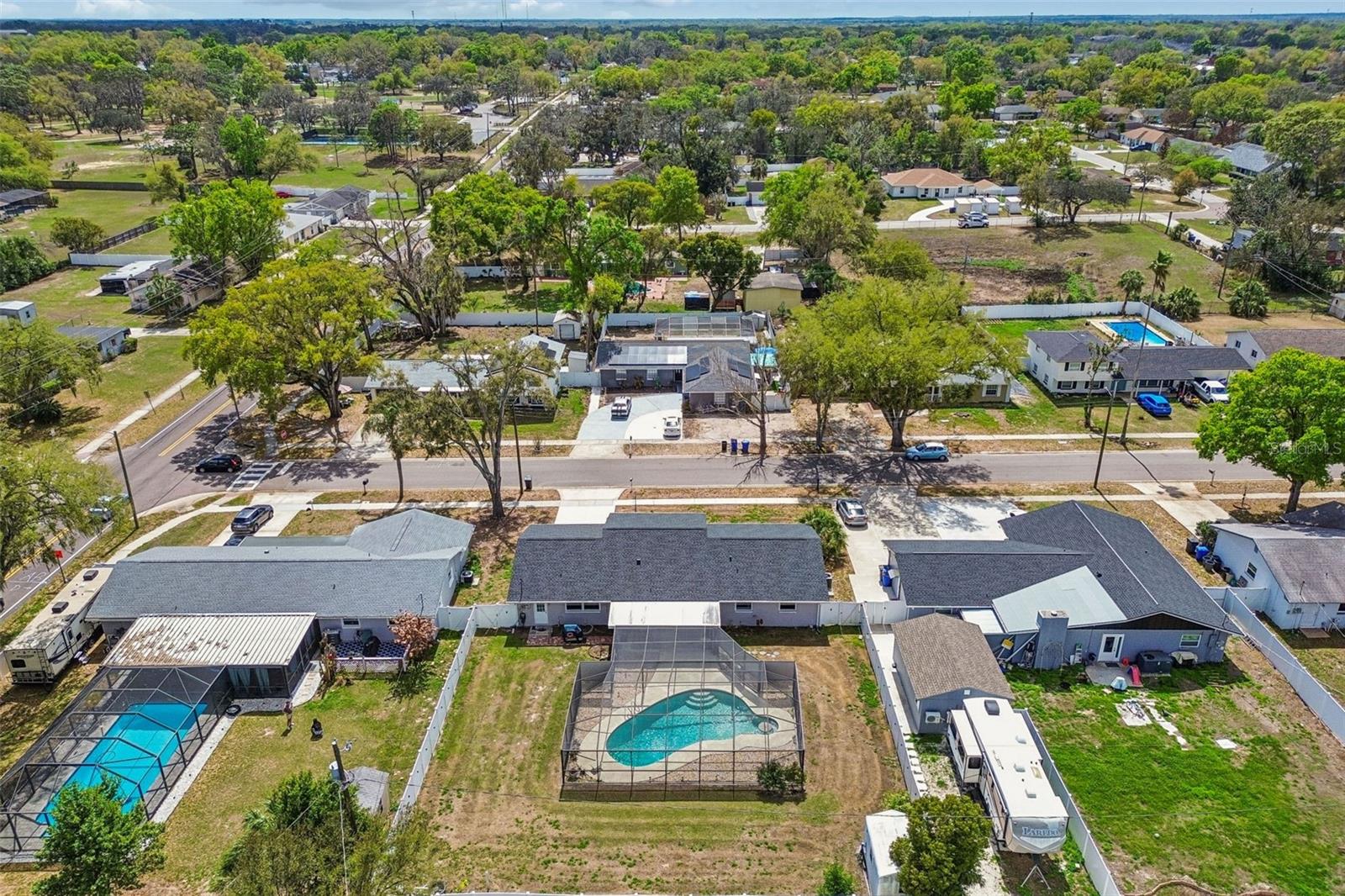 AVIS HOMES UNIT 1 - Residential