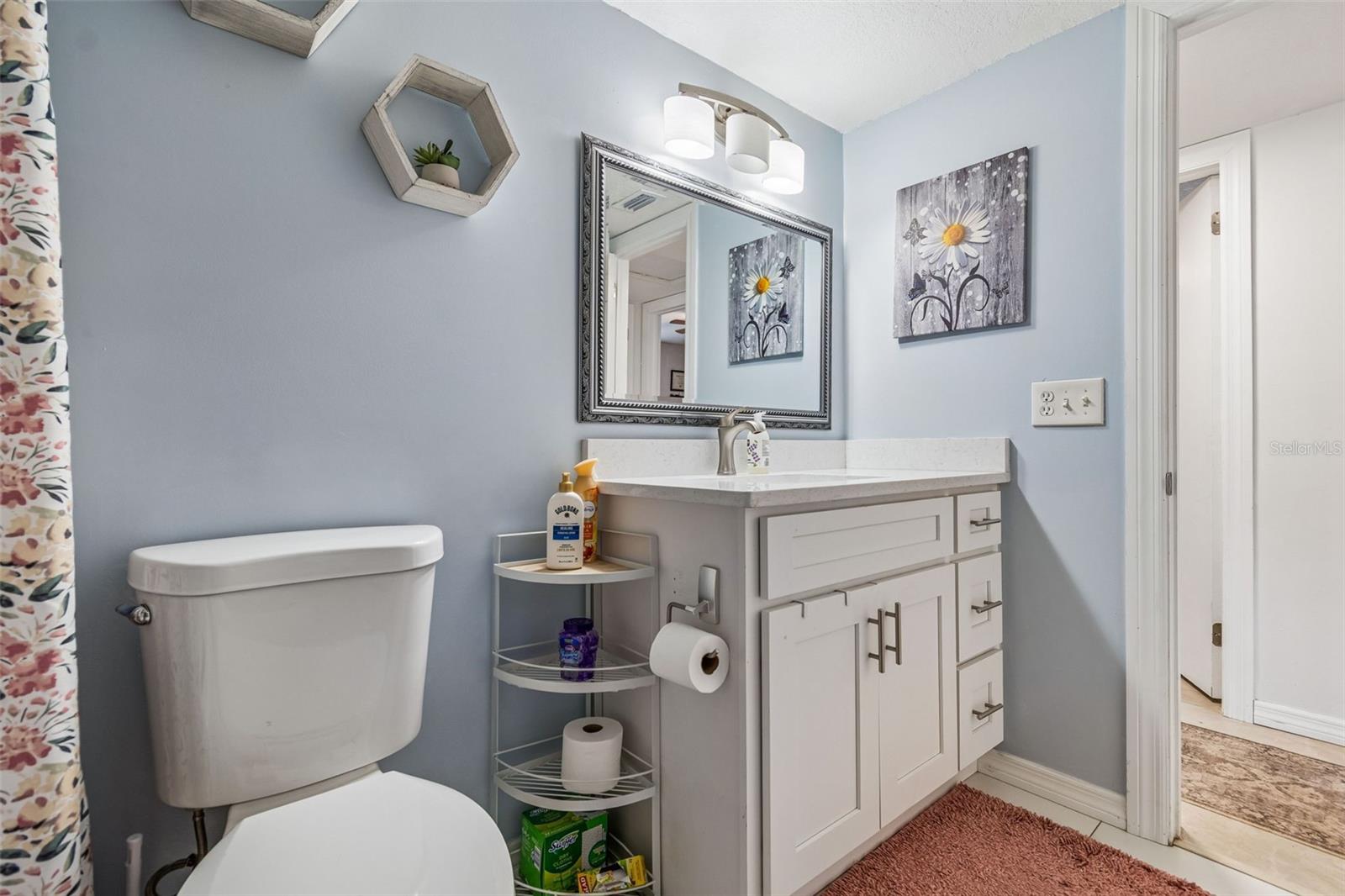 AVIS HOMES UNIT 1 - Residential