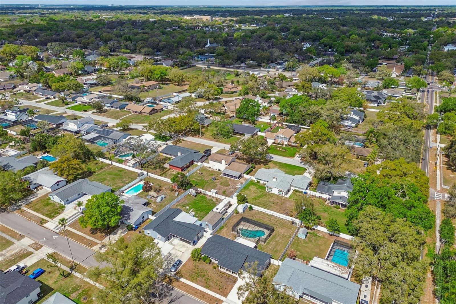 AVIS HOMES UNIT 1 - Residential