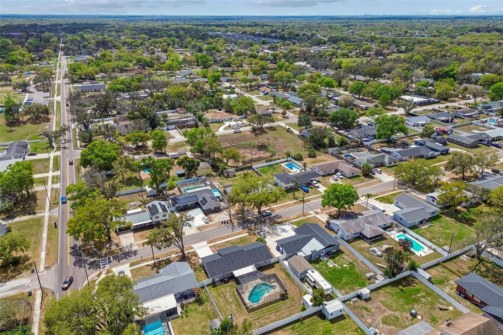 AVIS HOMES UNIT 1 - Residential