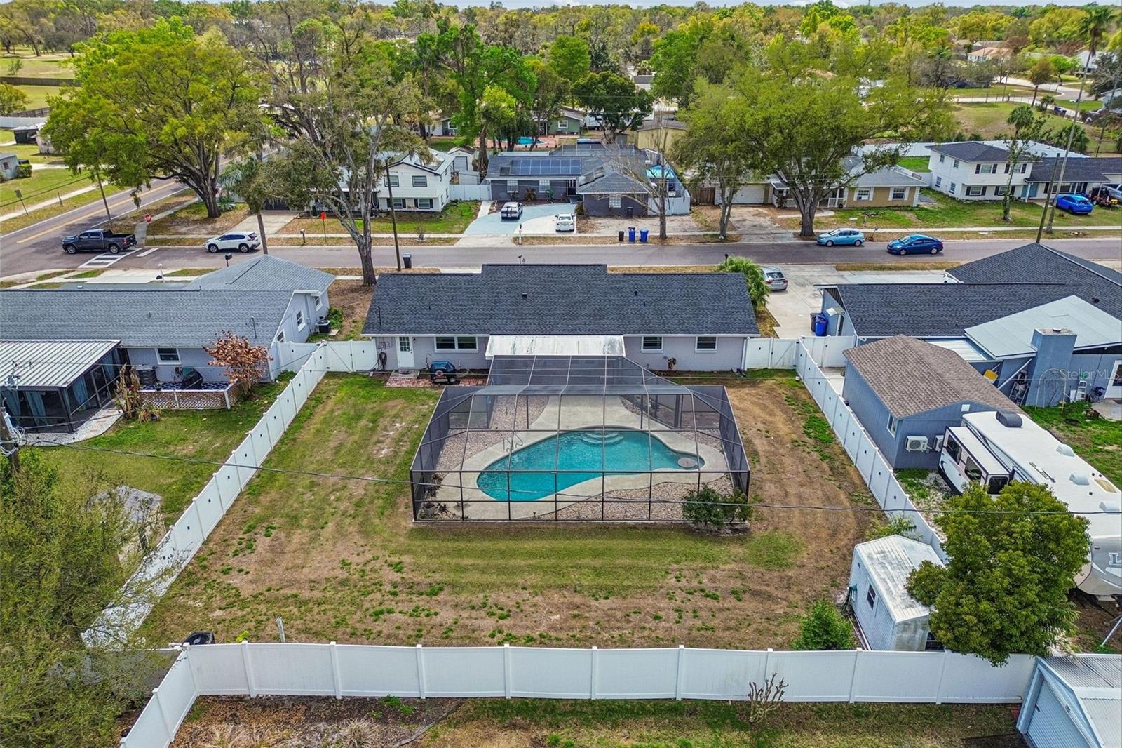 AVIS HOMES UNIT 1 - Residential