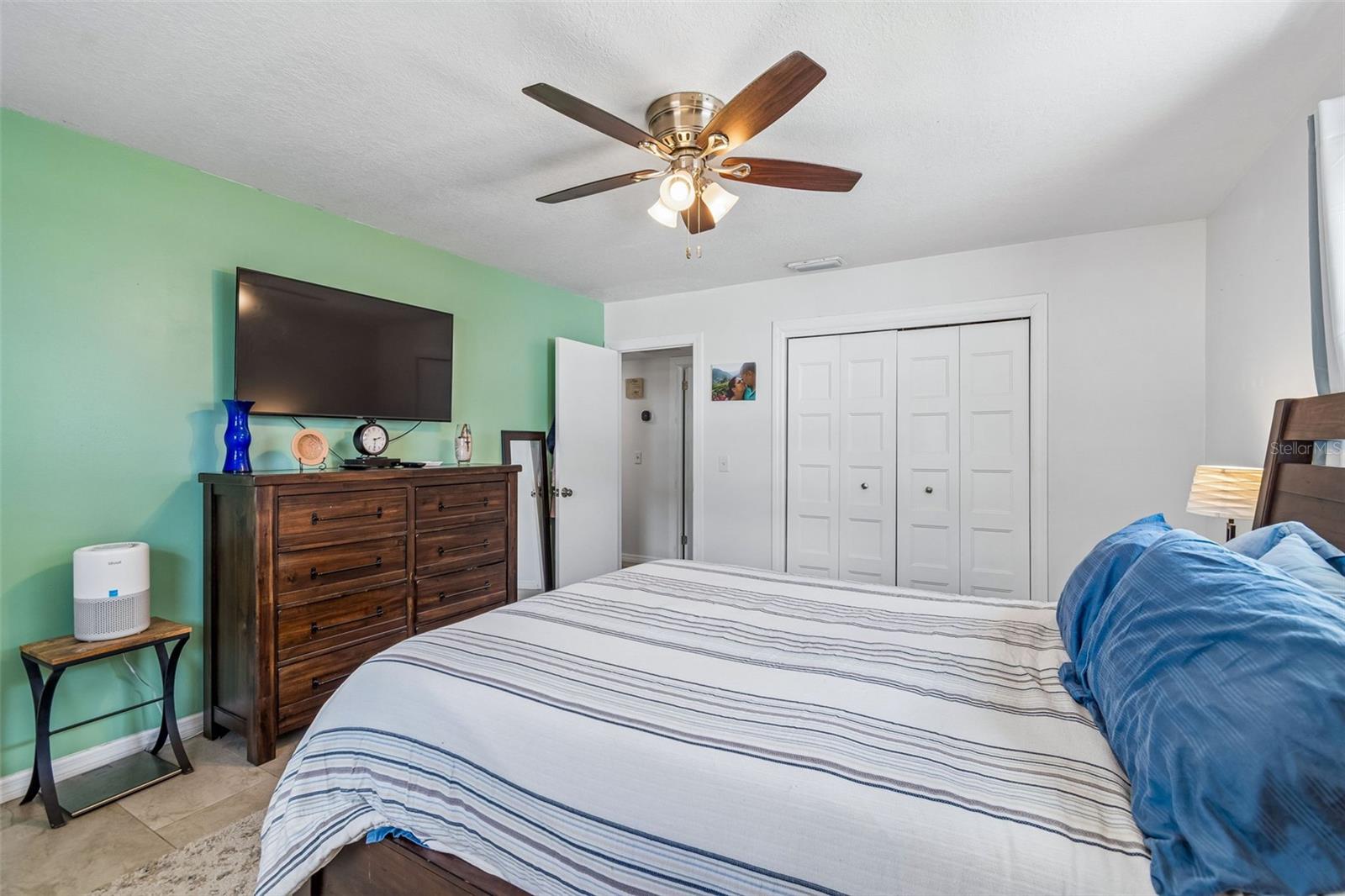 AVIS HOMES UNIT 1 - Residential