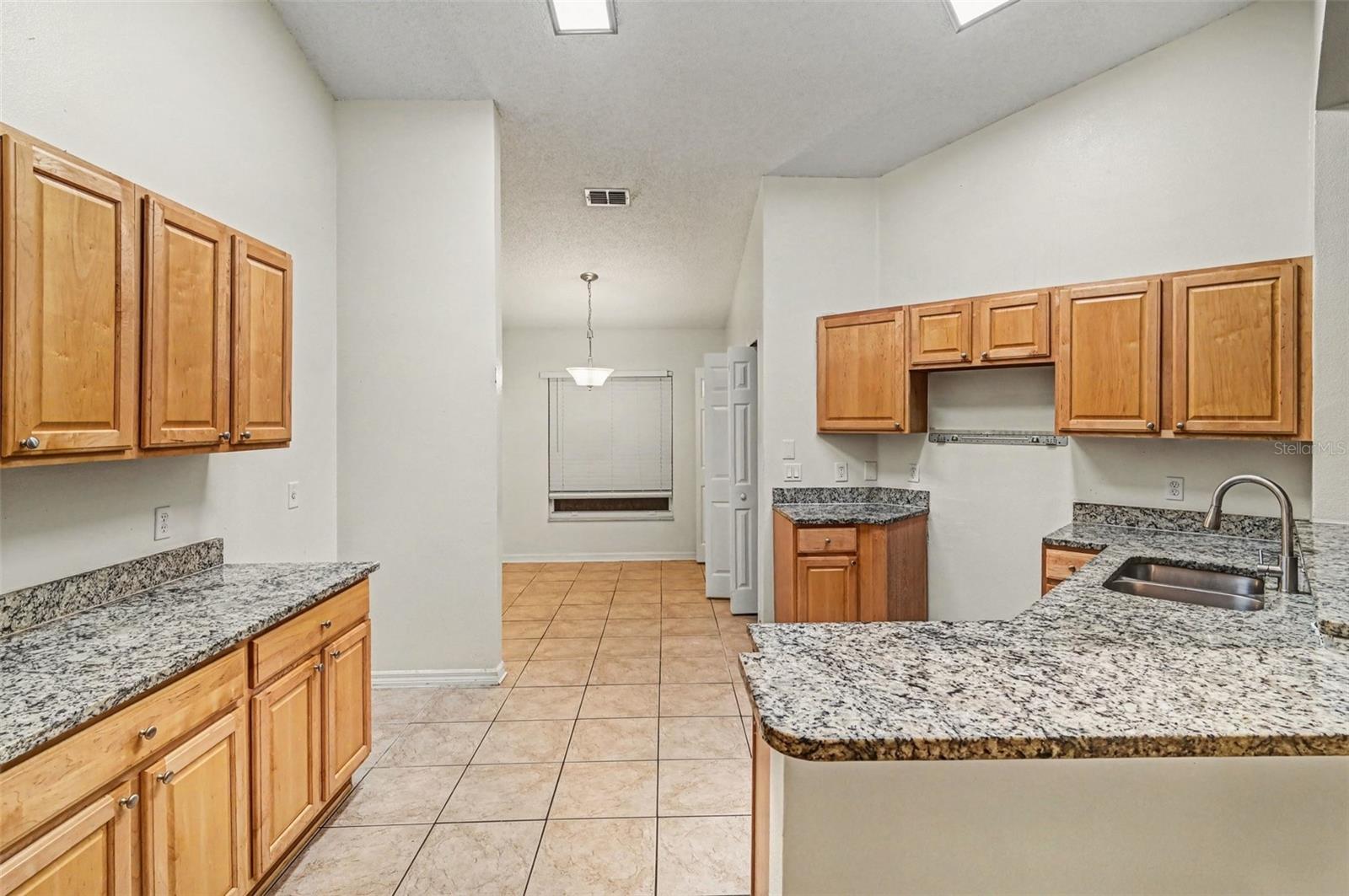 FAIRWAYS/MT PLYMOUTH PH 01 - Residential