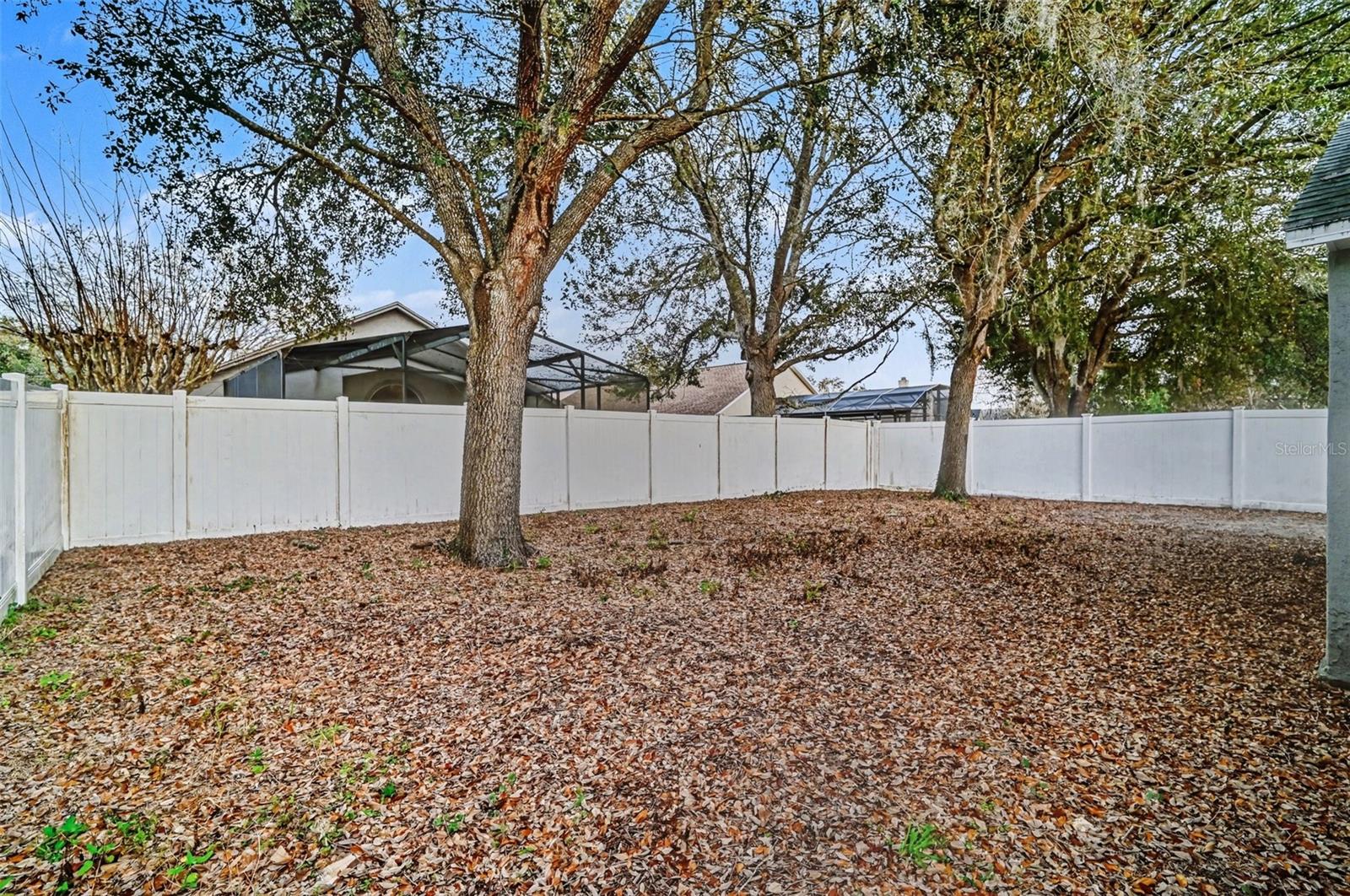 FAIRWAYS/MT PLYMOUTH PH 01 - Residential