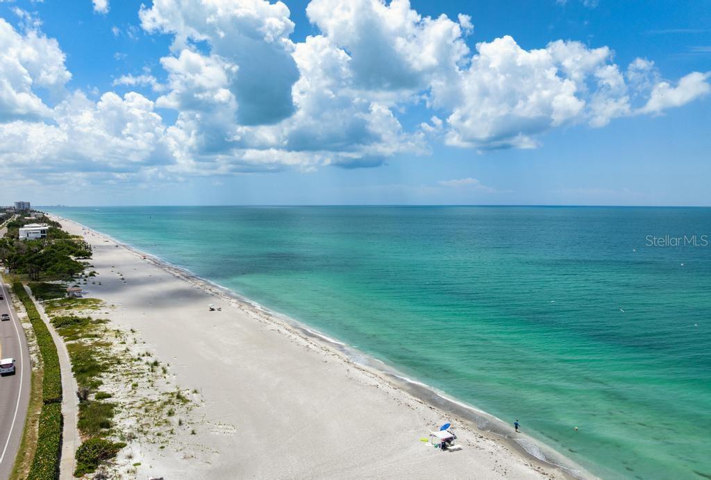 BEACH HARBOR CLUB - Residential
