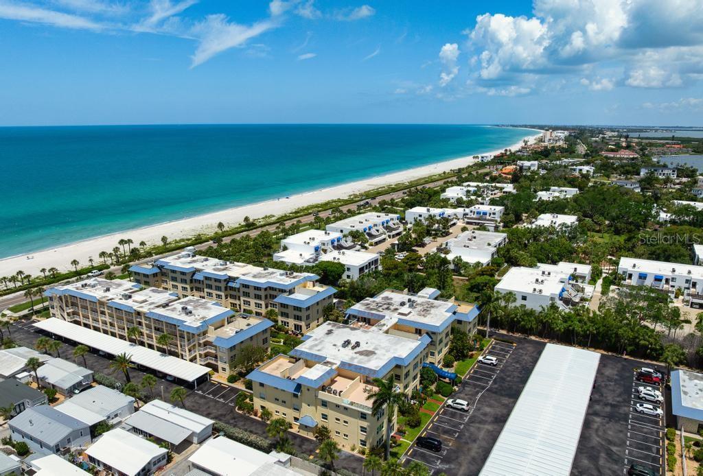 BEACH HARBOR CLUB - Residential