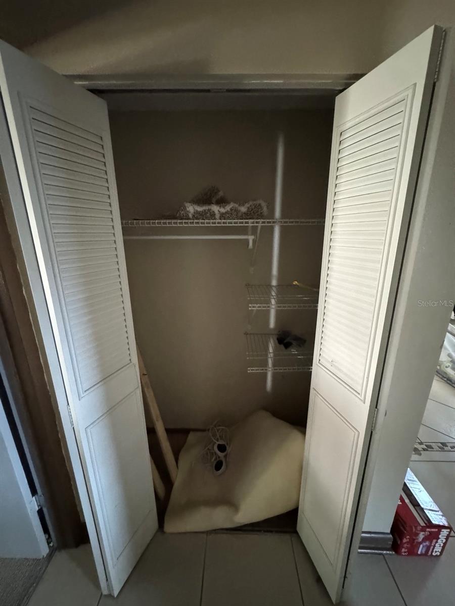 EMBASSY HILLS - Residential