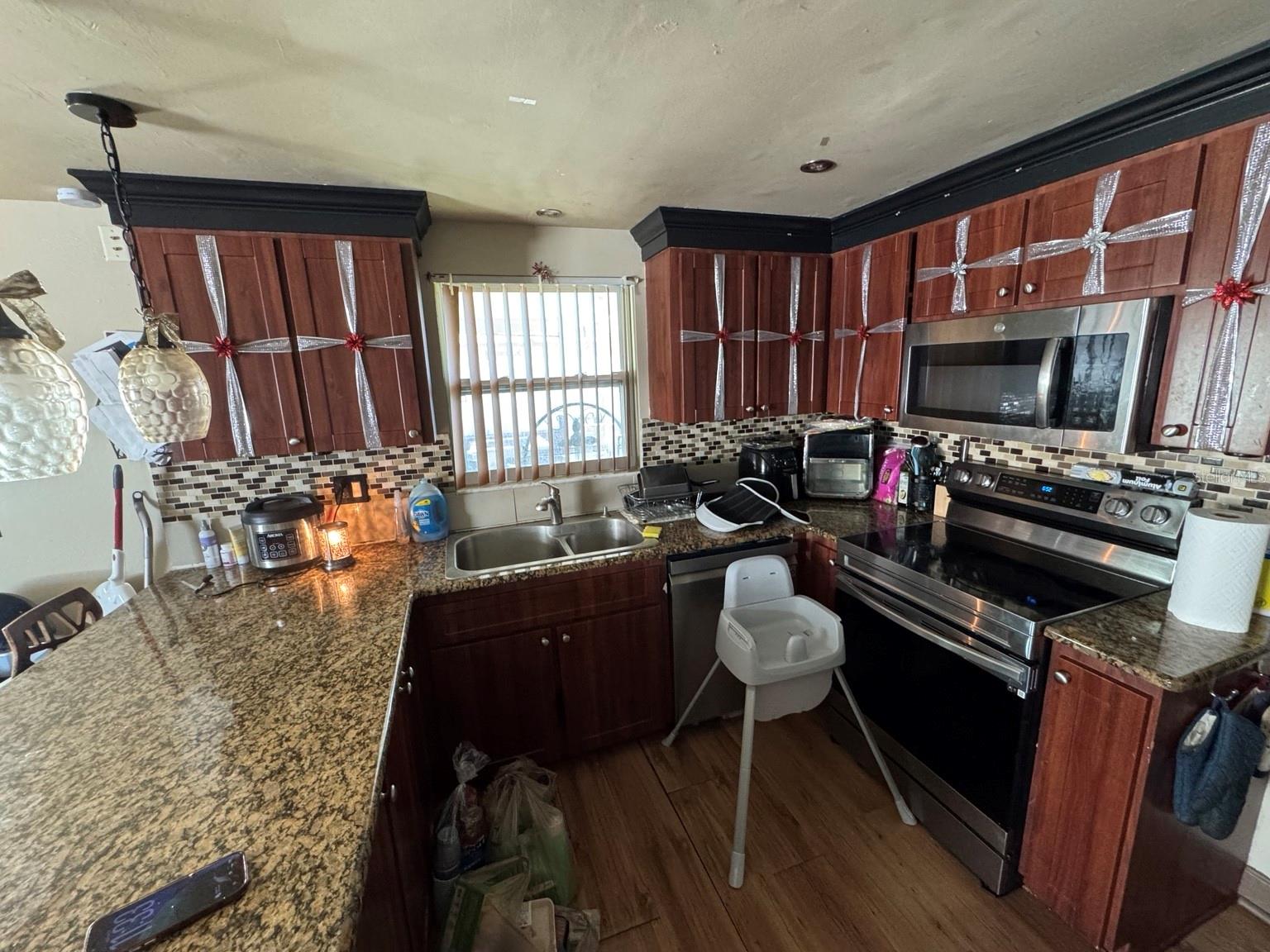 EMBASSY HILLS - Residential