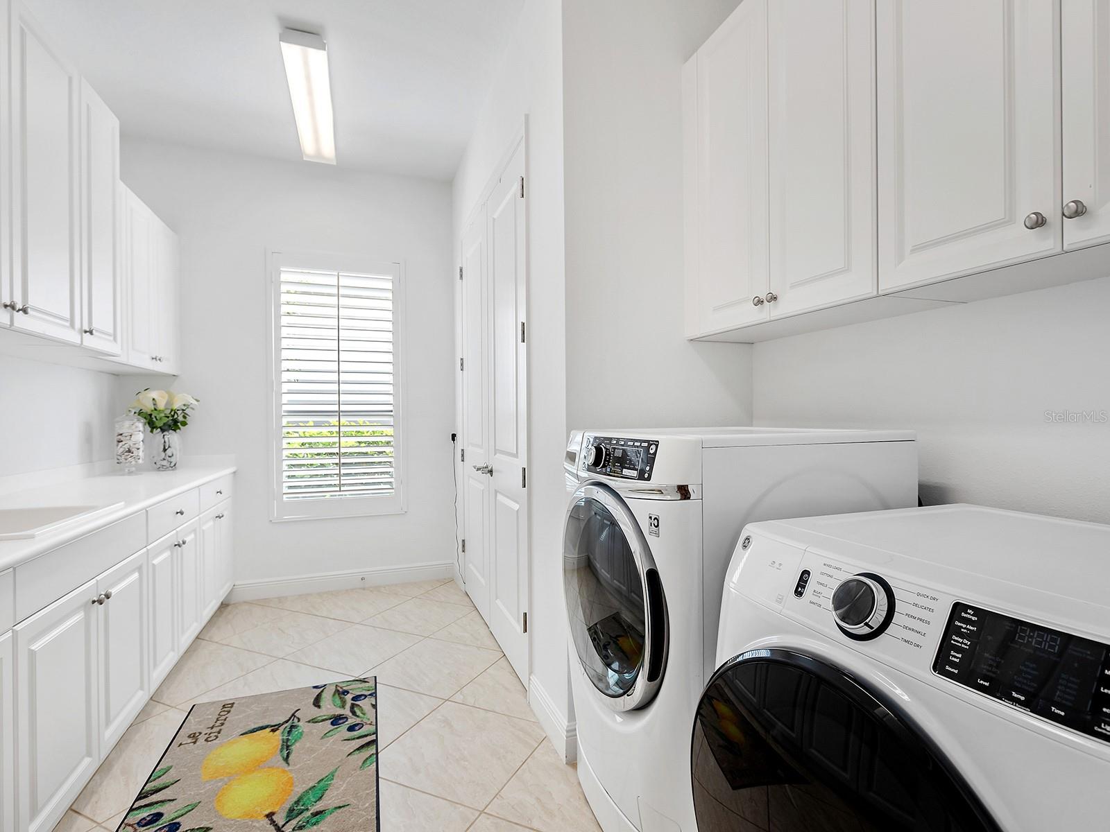 COUNTRY CLUB EAST AT LAKEWOOD RANCH - Residential