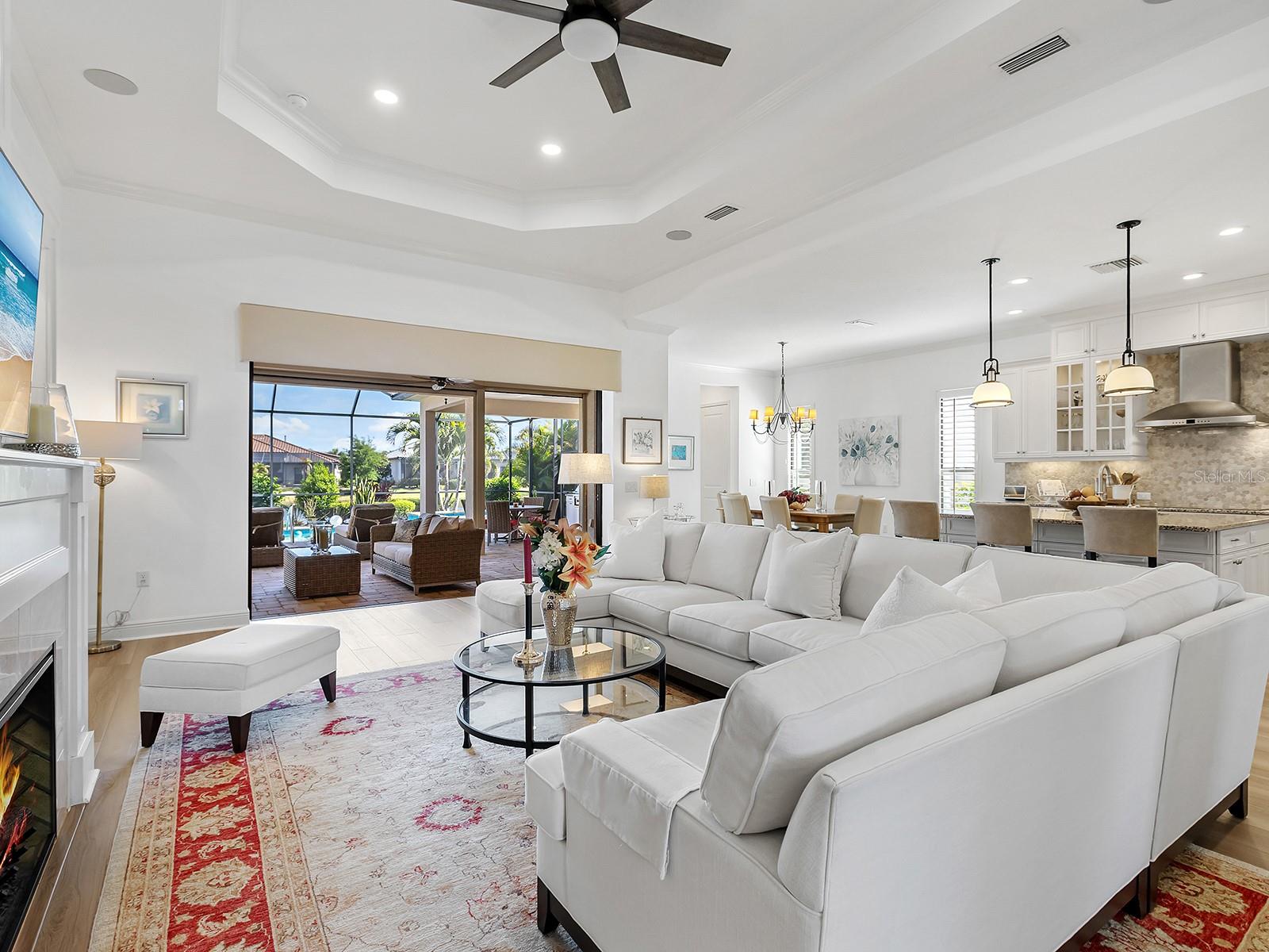 COUNTRY CLUB EAST AT LAKEWOOD RANCH - Residential