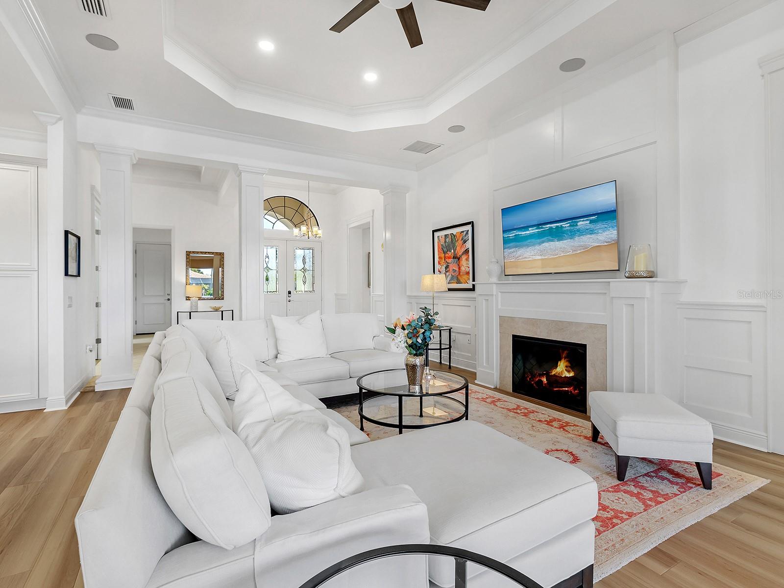 COUNTRY CLUB EAST AT LAKEWOOD RANCH - Residential