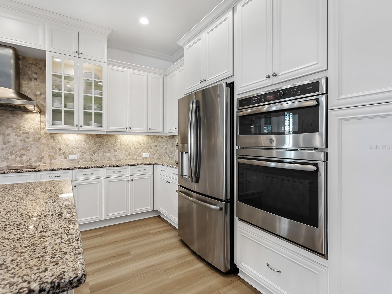 COUNTRY CLUB EAST AT LAKEWOOD RANCH - Residential