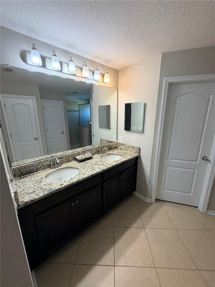 CROSBY CROSSINGS - Residential