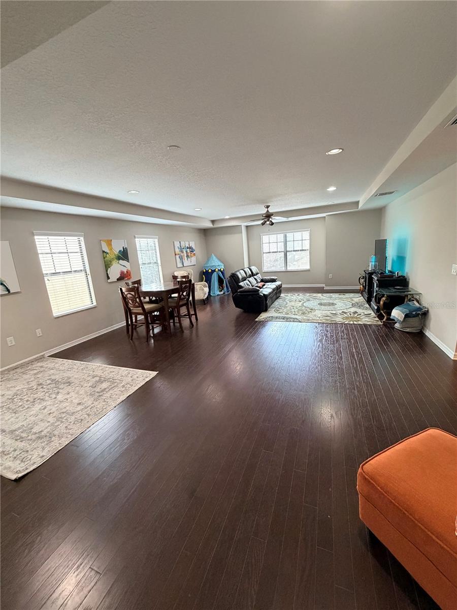 CROSBY CROSSINGS - Residential