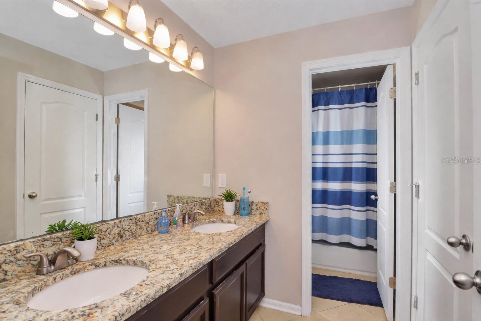 CROSBY CROSSINGS - Residential