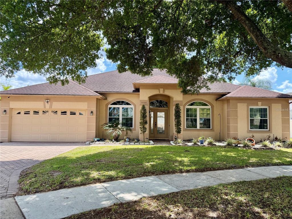 Photo of 10237 Facet Court, Orlando, FL 32836 (MLS # O6395746)