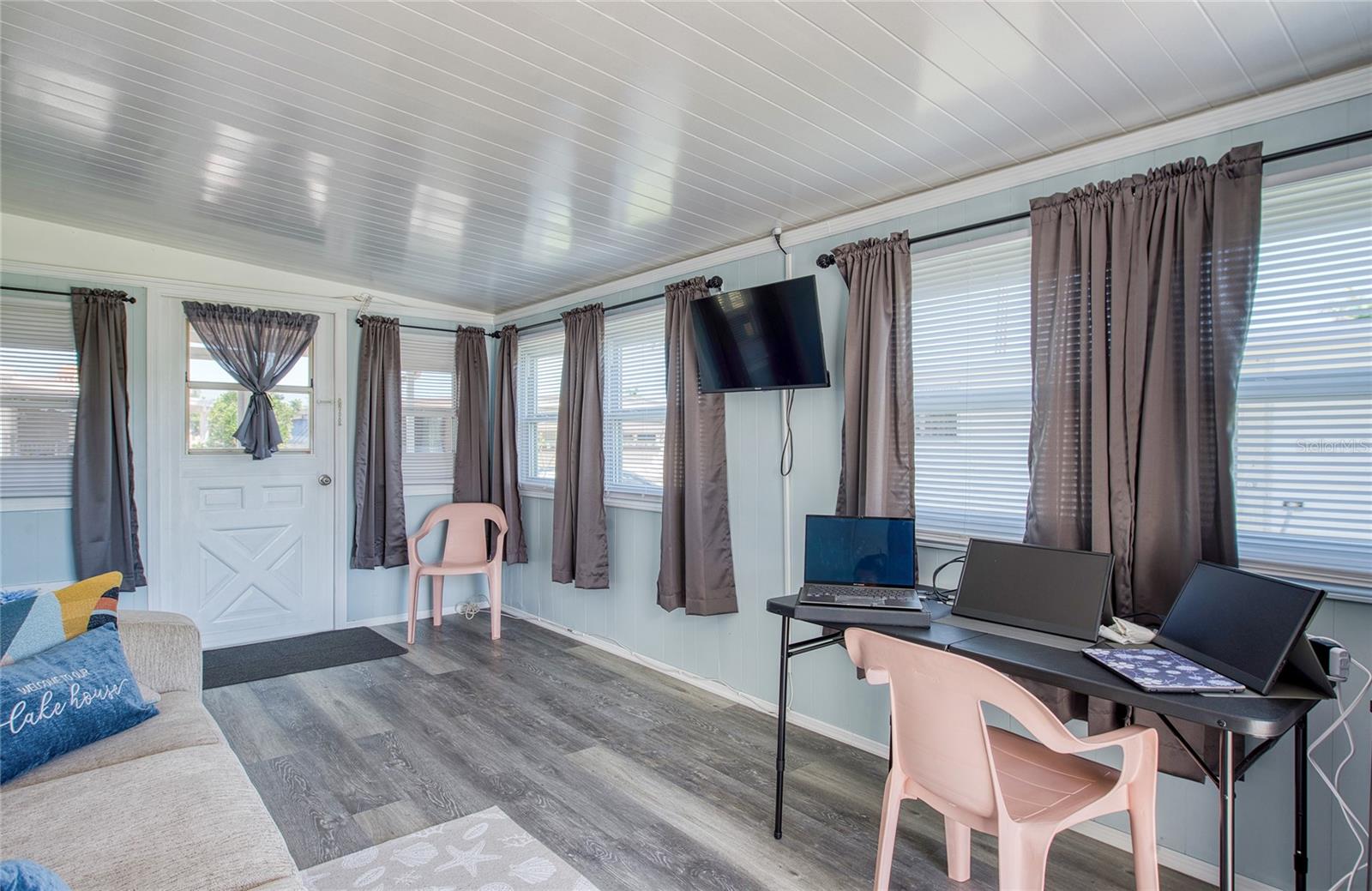 BAY ARISTOCRAT VILLAGE MOBILE HOME PARK UNREC - Residential