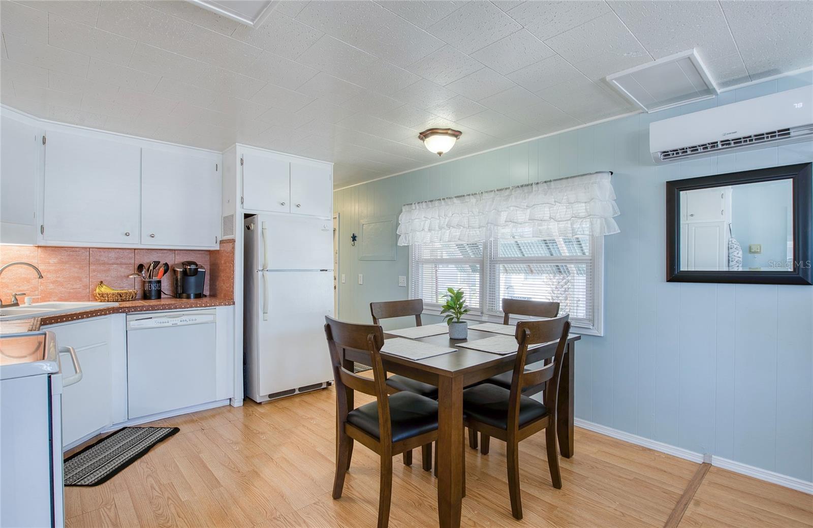 BAY ARISTOCRAT VILLAGE MOBILE HOME PARK UNREC - Residential