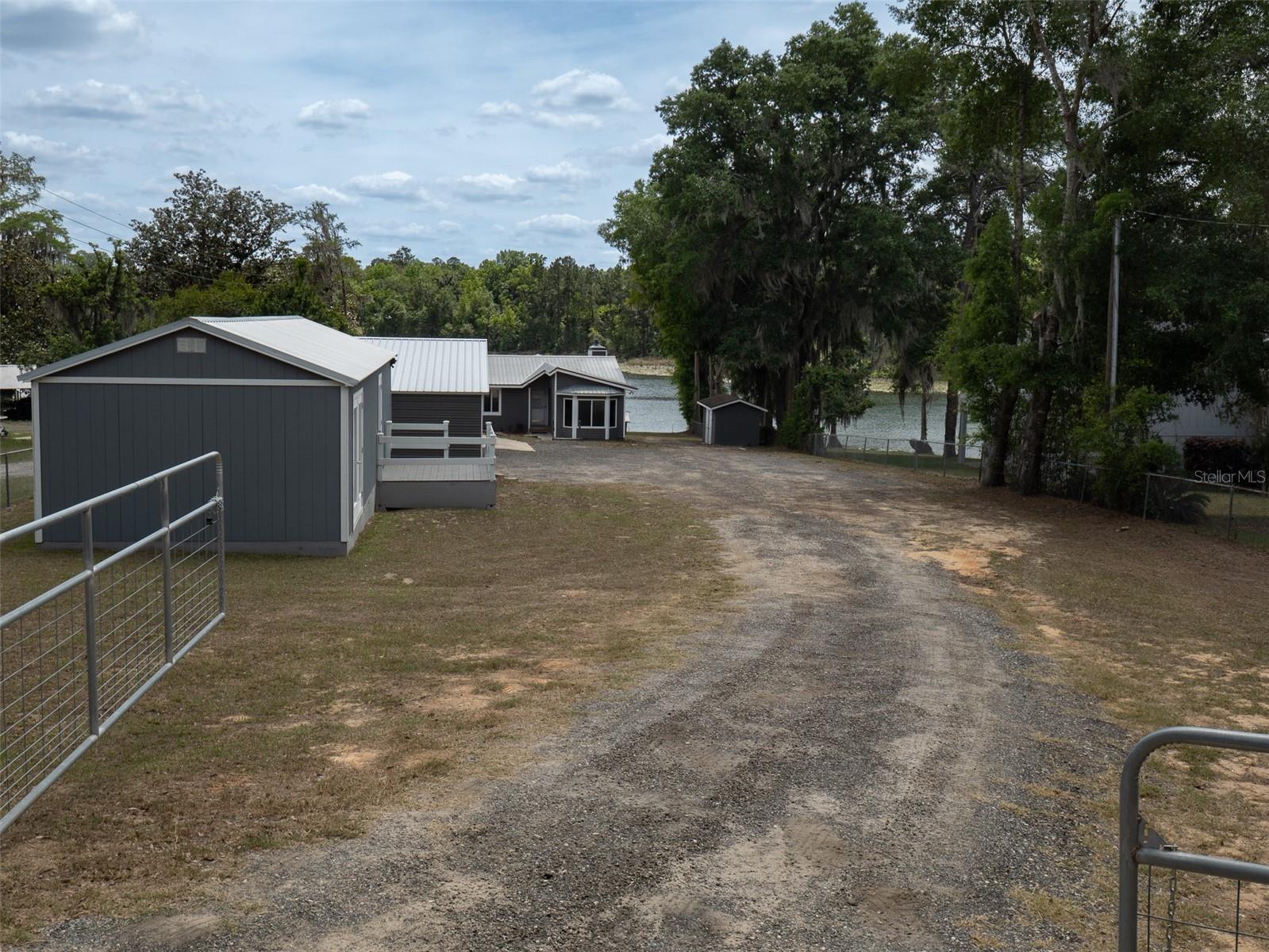 LILLY LAKE - Residential