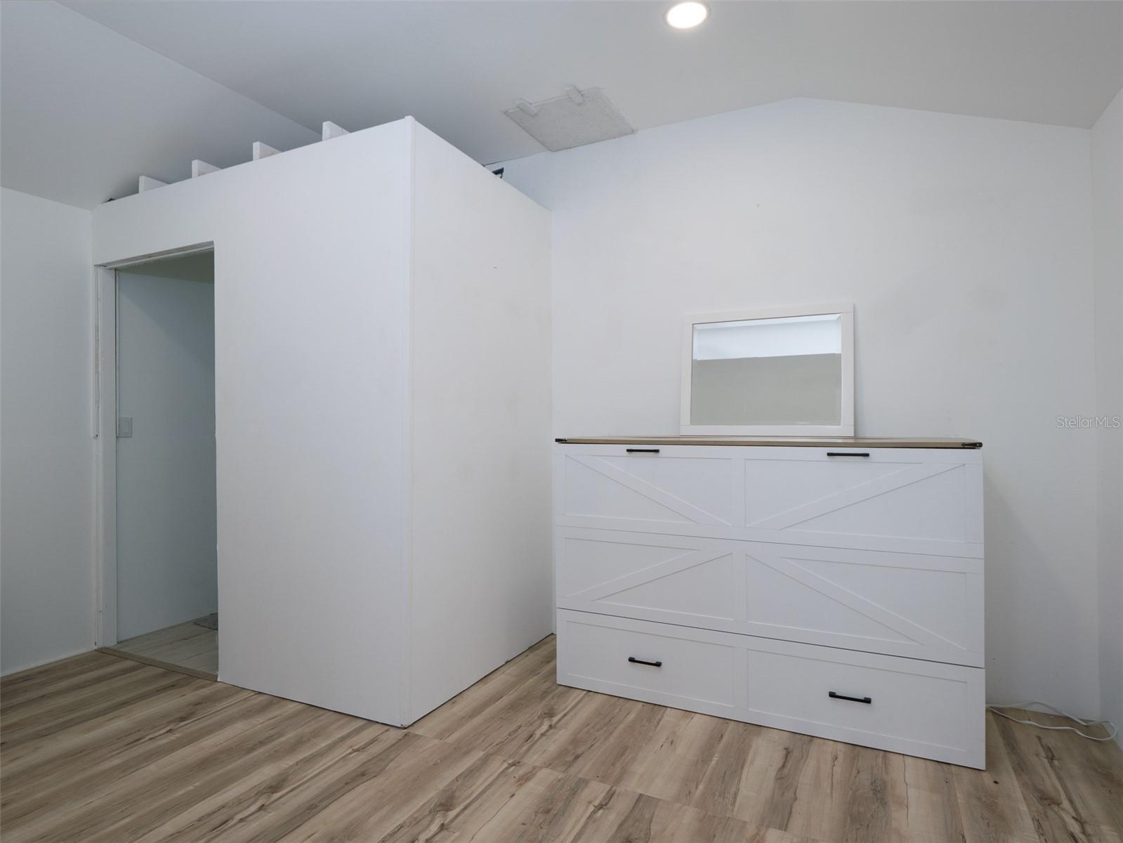 LILLY LAKE - Residential