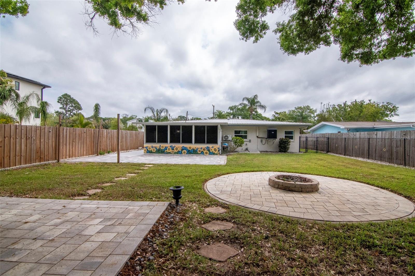 DUNEDIN ISLES 1 - Residential