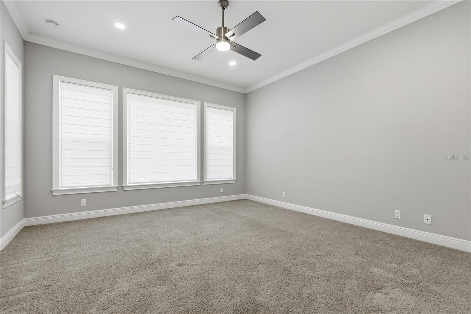 LEXINGTON PLACE - Residential