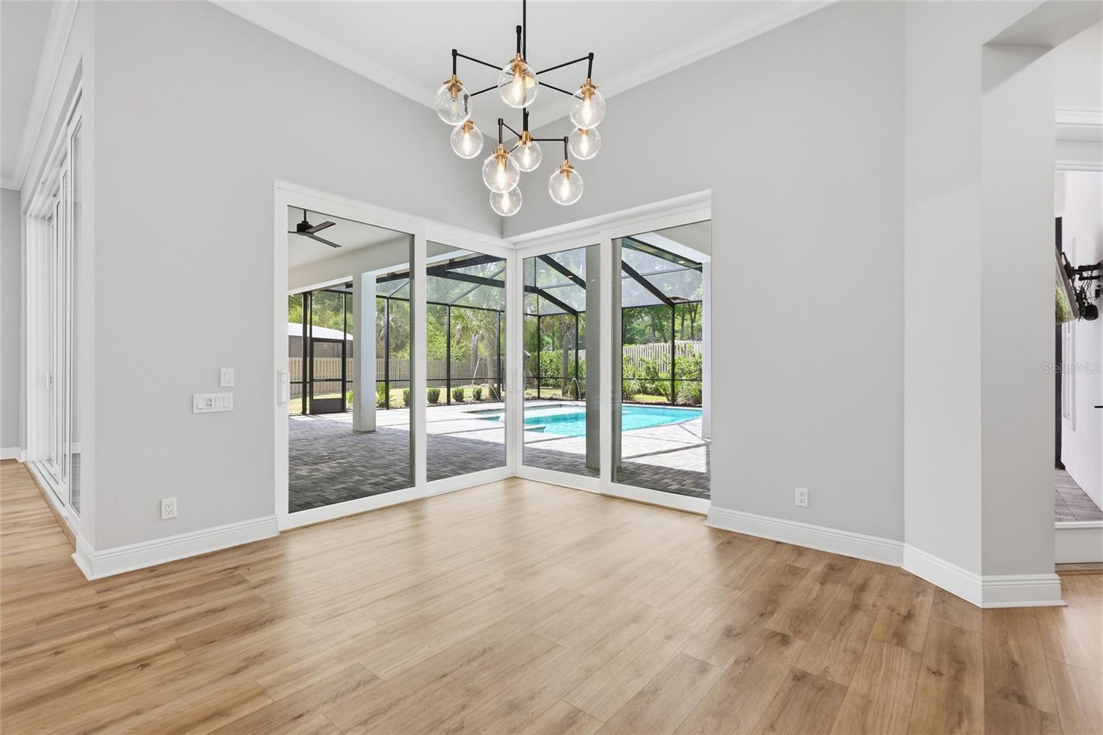 LEXINGTON PLACE - Residential