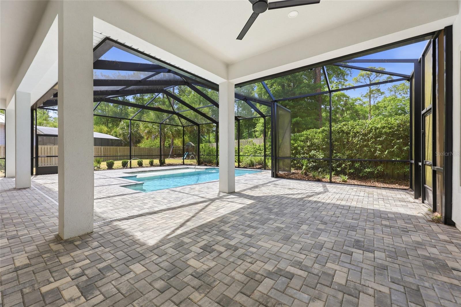 LEXINGTON PLACE - Residential