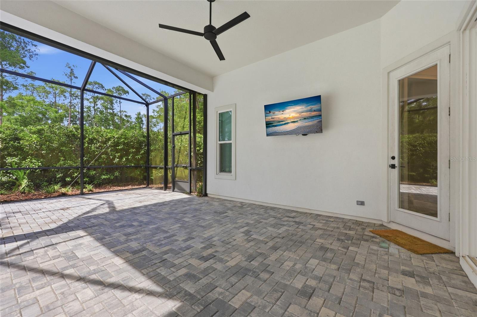 LEXINGTON PLACE - Residential