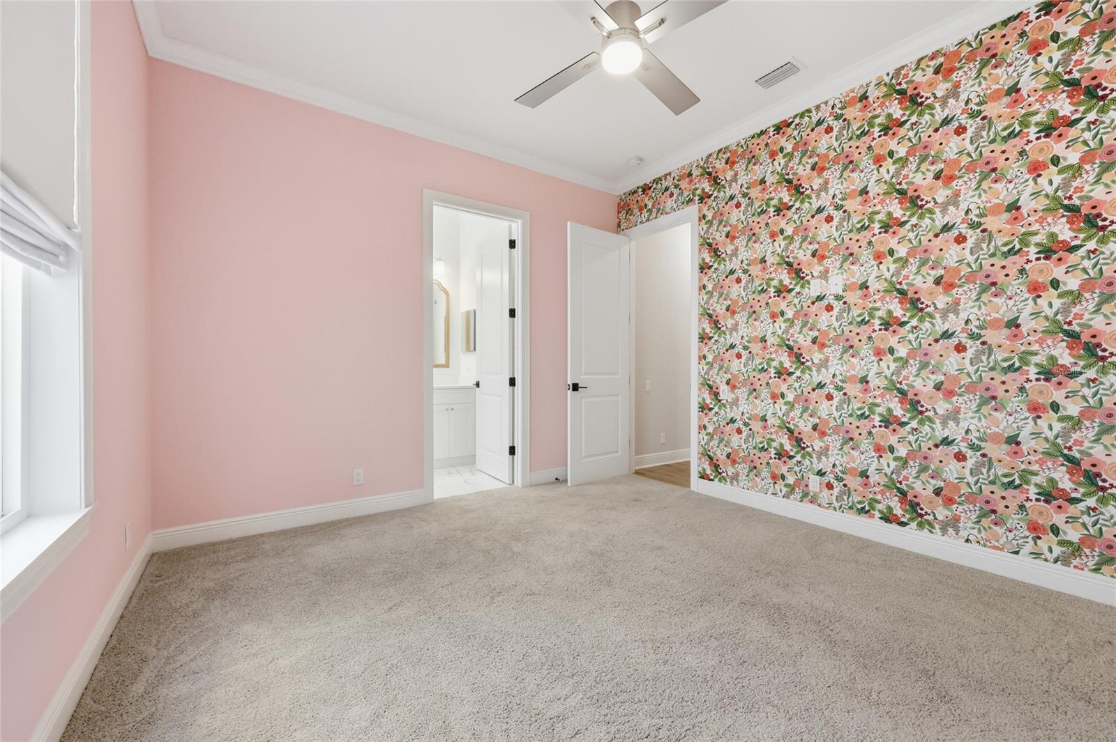 LEXINGTON PLACE - Residential