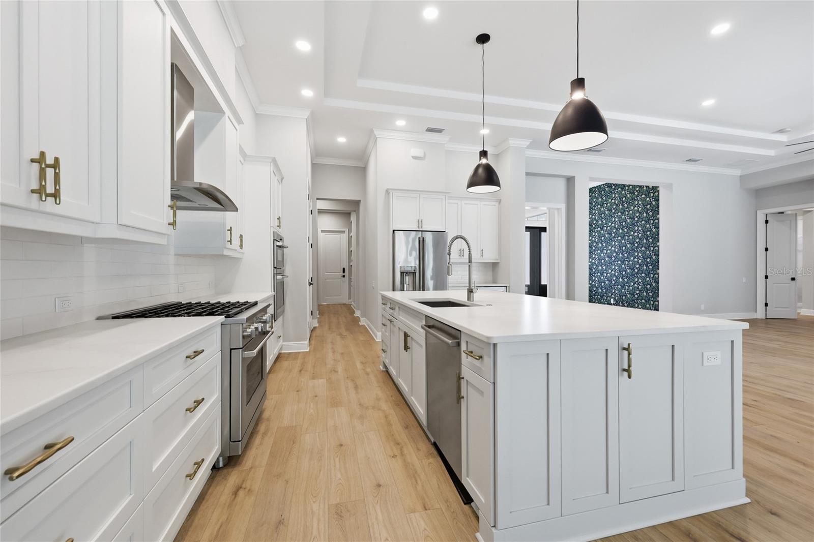LEXINGTON PLACE - Residential