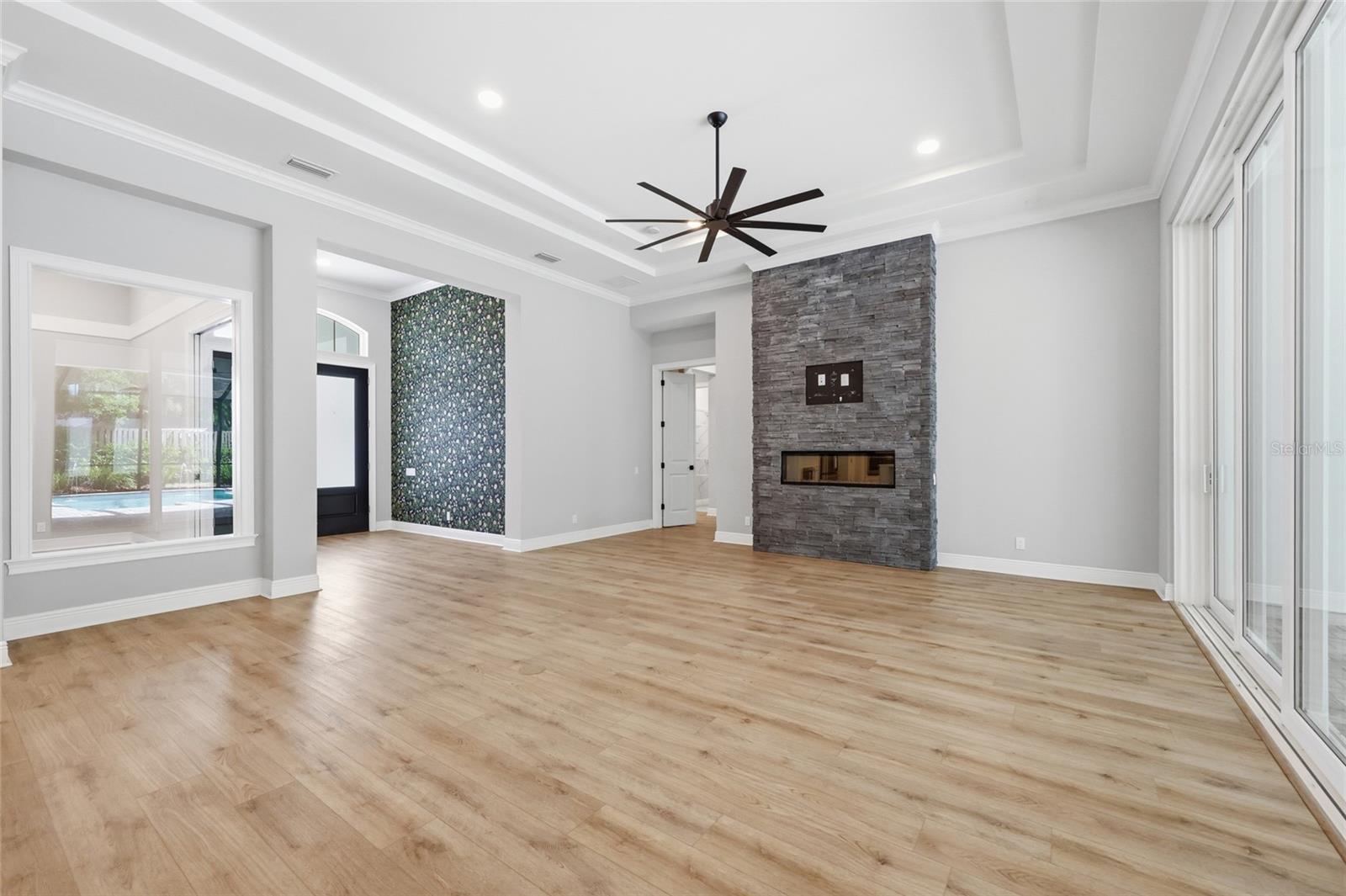 LEXINGTON PLACE - Residential