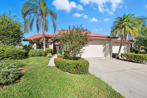Photo of 3904 Wilshire Court #81, Sarasota, FL 34238 (MLS # A4666411)