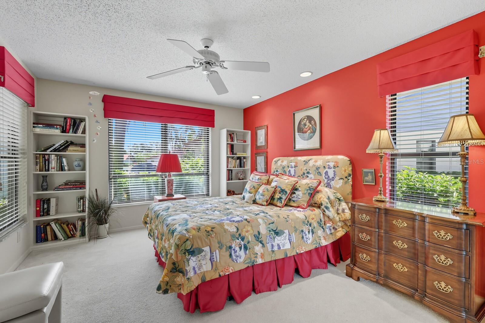 LAKESHORE VILLAGE - Residential