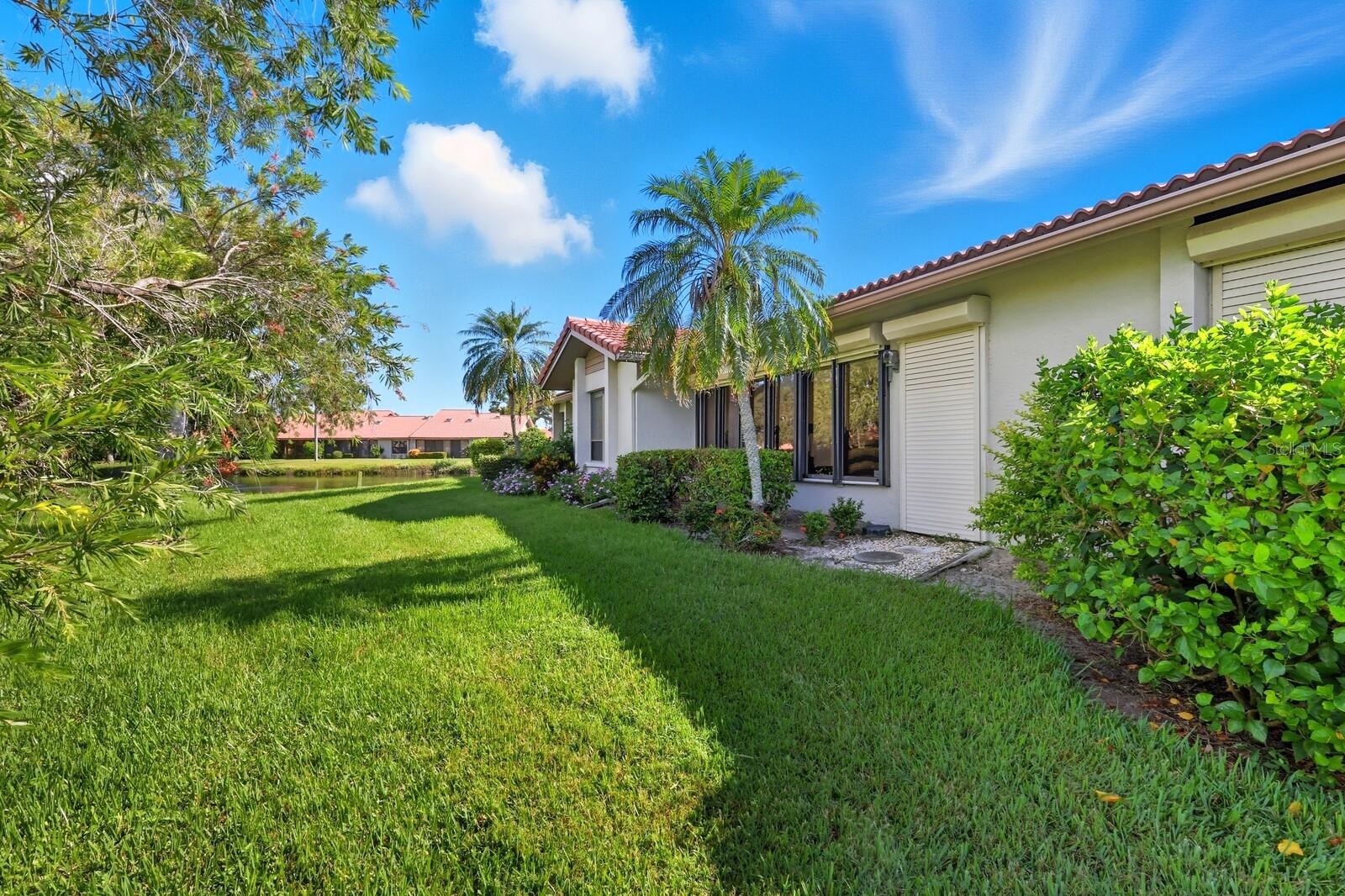 LAKESHORE VILLAGE - Residential