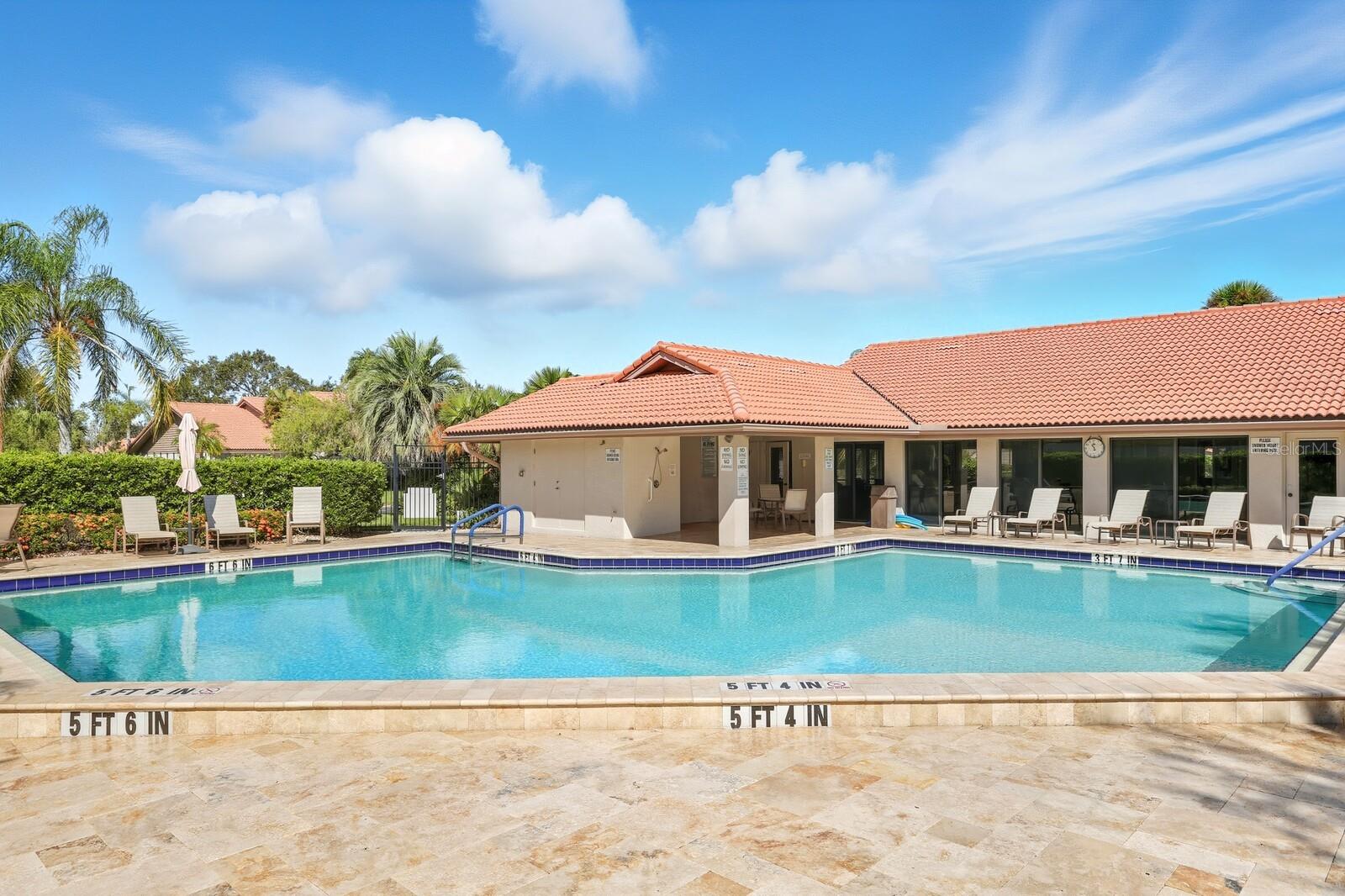 LAKESHORE VILLAGE - Residential