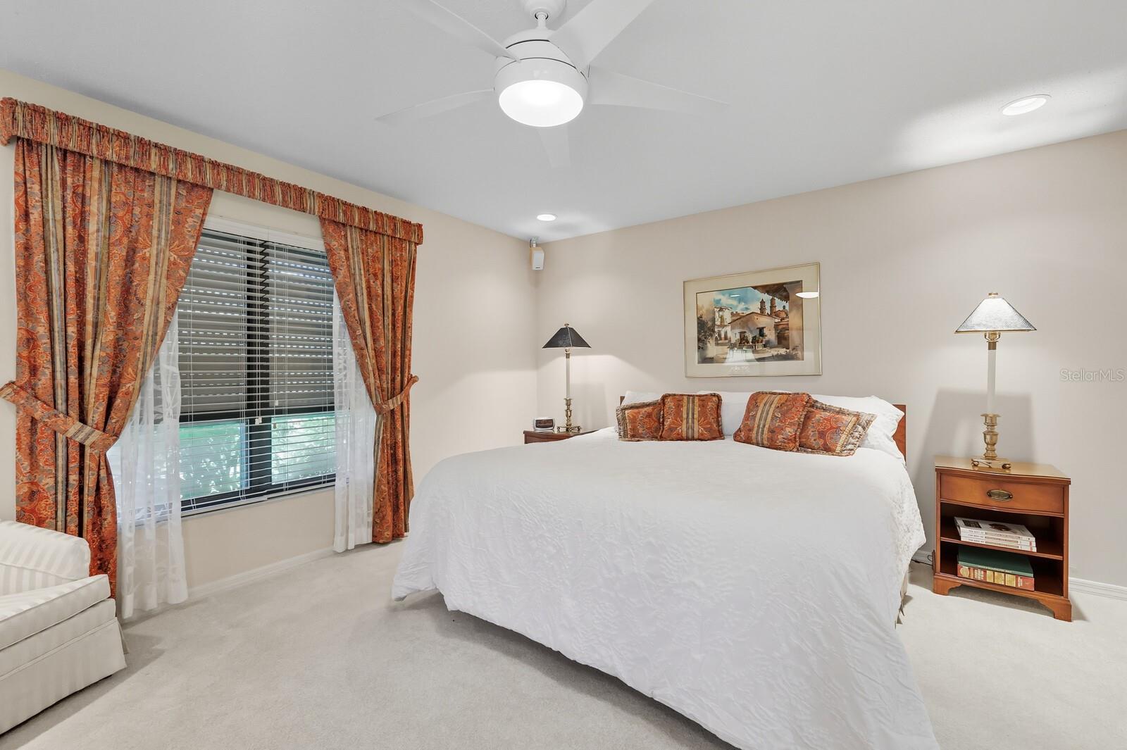 LAKESHORE VILLAGE - Residential