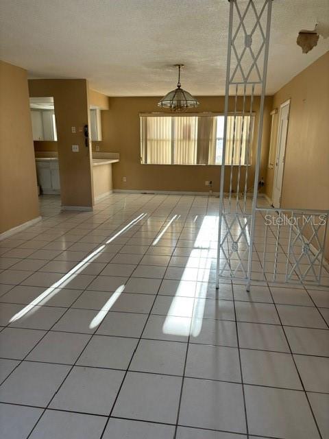 3040 PINDER COURT
