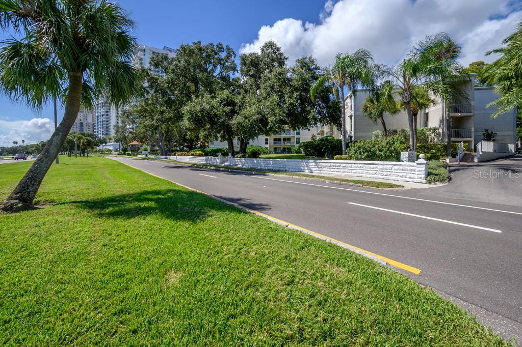 BAYSHORE TRACE CONDO - Residential Lease