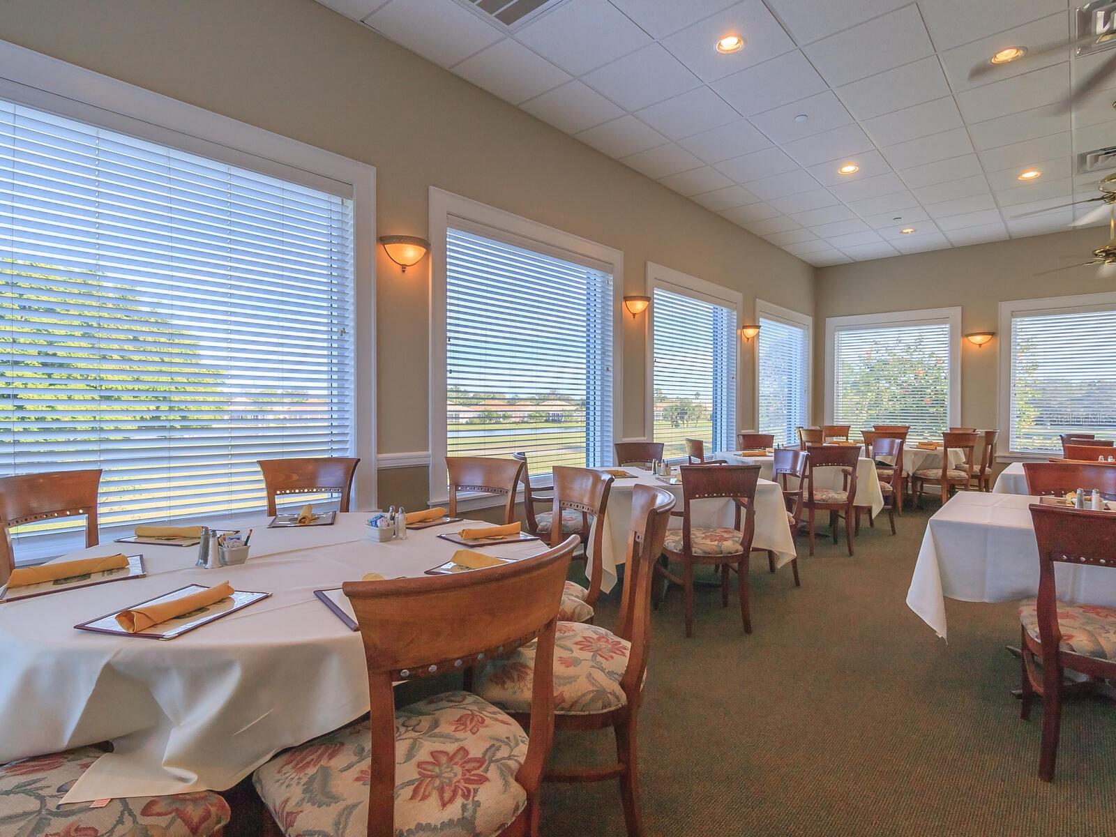 PELICAN POINTE GOLF & COUNTRY CLUB - Residential