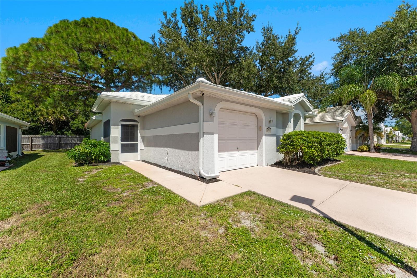 1283 GOLDENROD CIRCLE NE