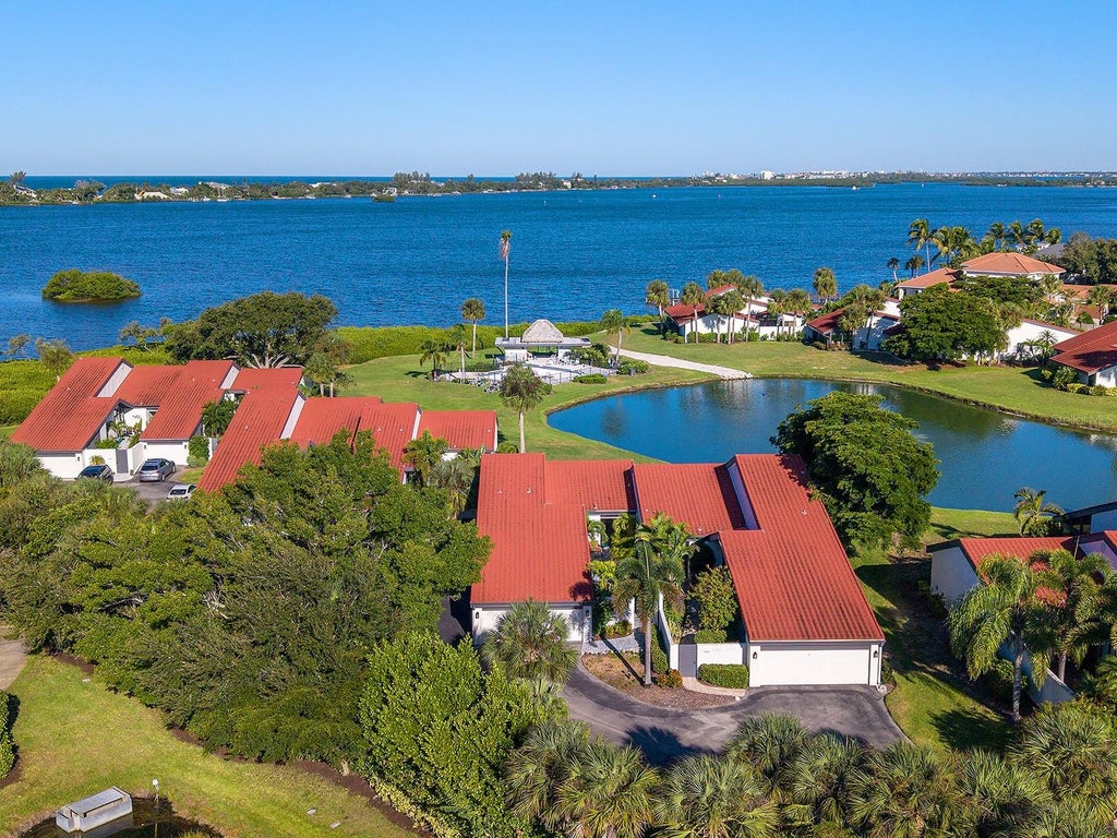Photo of 758 Sarabay Road #5, Osprey, FL 34229 (MLS # N6146273)