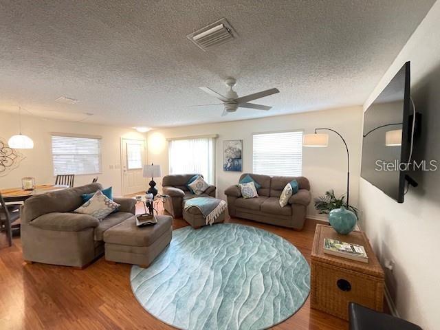 VILLAGES OF SUMTER KAYLEE VILLAS - Residential Lease