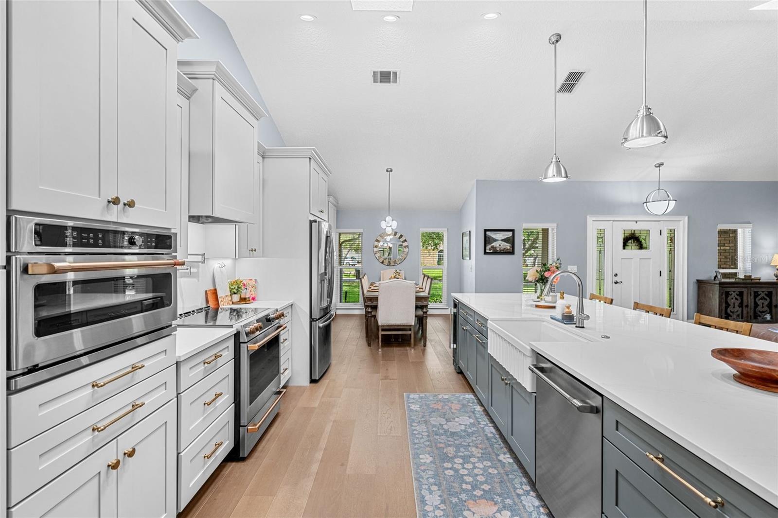 4513 WOODLANDS VILLAGE DRIVE